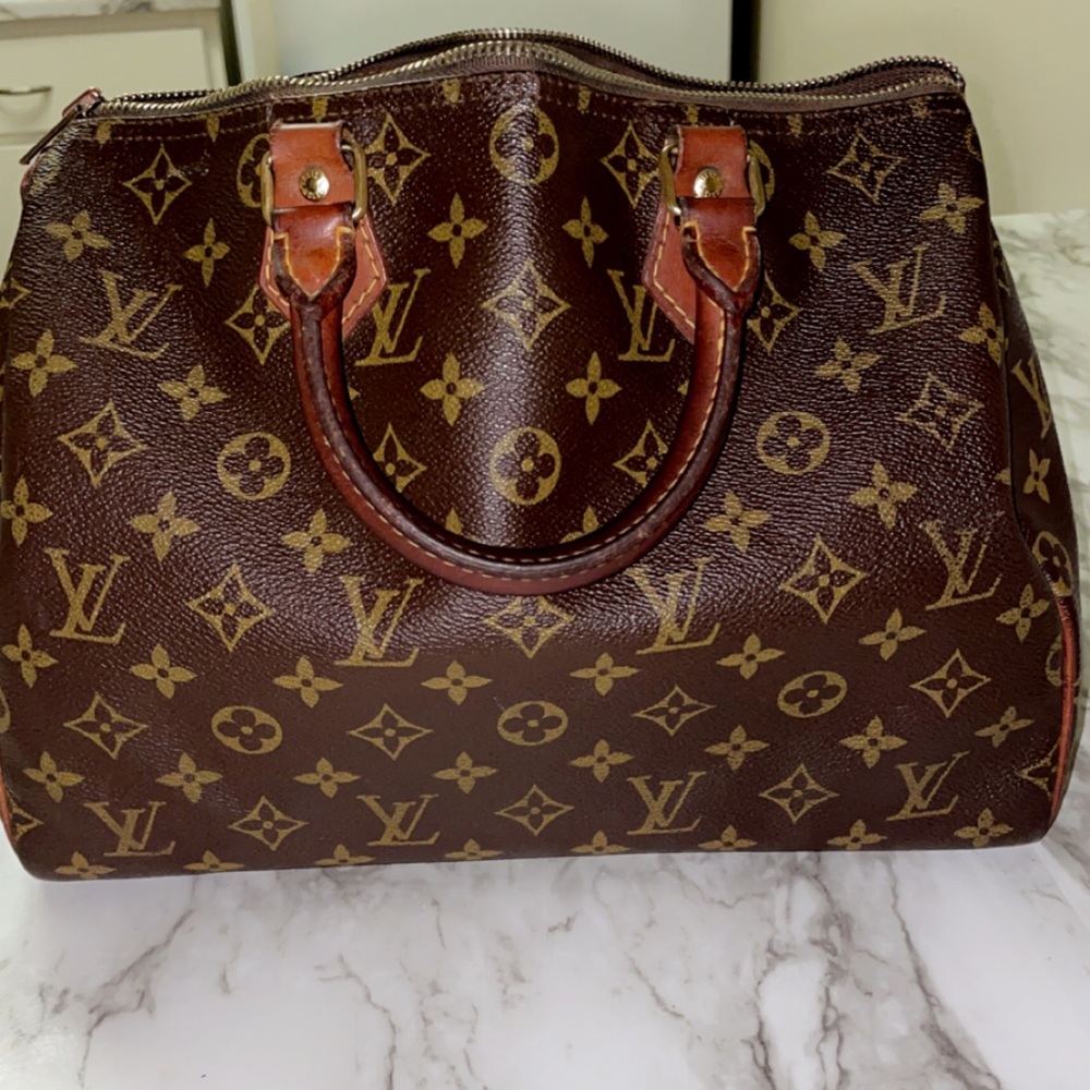 Authentic Louis Vuitton Speedy 30